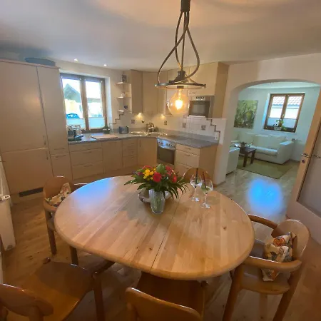 Zentral gelegene Ferienwohnung in Saalfelden Exterior foto
