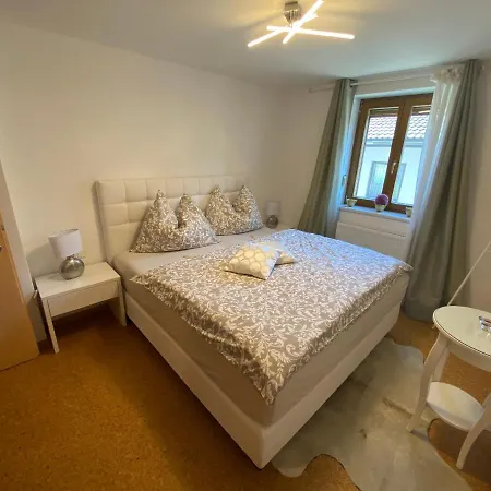 Zentral gelegene Ferienwohnung in Saalfelden Exterior foto