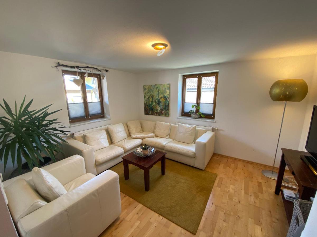 Zentral Gelegene In Apartment